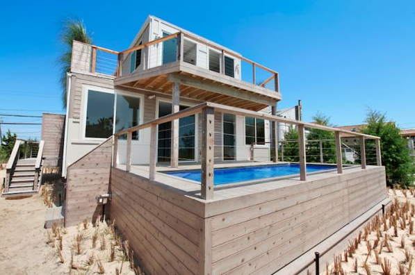 Beach House built from shipping containers 1